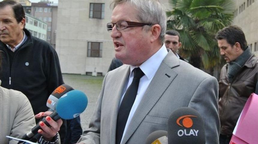 Trol Avcılığı Denizleri T&uuml;ketiyor