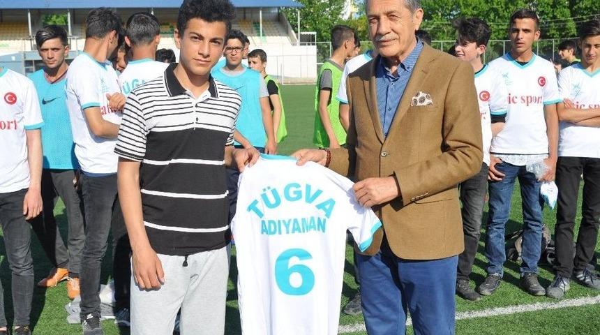 T&uuml;gva Liselerarası Futbol Turnuvası Başladı
