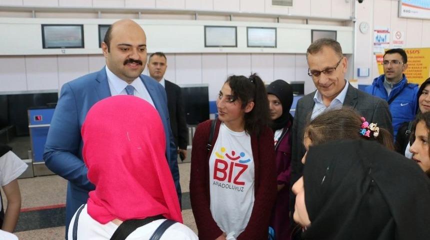 Aziziyeli Gen&ccedil;ler Ecdadın İzinde