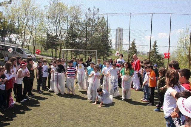 Çocuk Şenliği’nde Eğlenceye Doydular