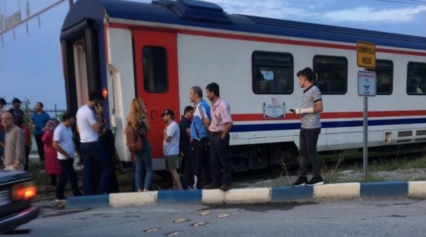 Manisa&rsquo;da Gen&ccedil; Kıza Tren &Ccedil;arptı