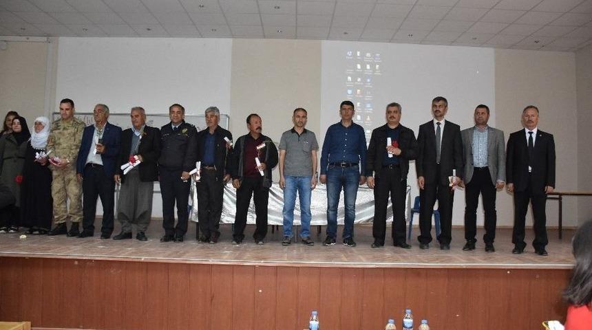 Adıyaman&rsquo;da Şehit Aileleri Şehitlerin Hayatını Anlattı