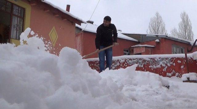 Sarıkamış Yeniden Beyaza Büründü