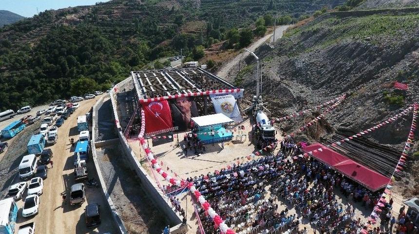 Alanya G&uuml;ney H&uuml;ddoğlu D&uuml;ğ&uuml;n Salonunun Temeli Atıldı