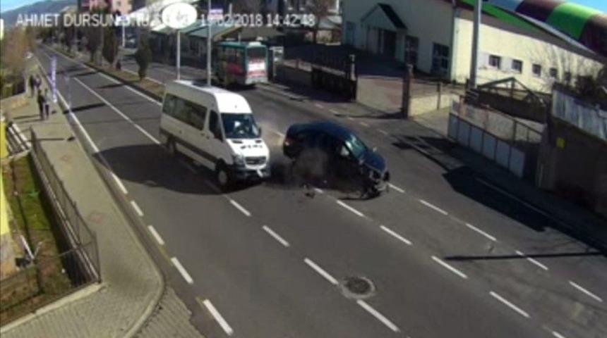 Bing&ouml;l&rsquo;de Trafik Kazaları Polis Kamerasına Yansıdı
