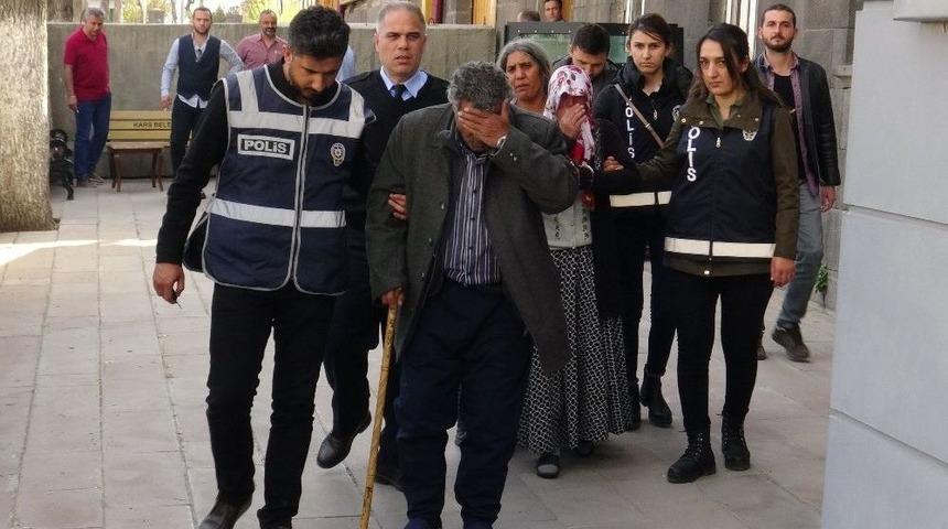 Kars&rsquo;ta &lsquo;b&uuml;y&uuml;c&uuml;&rsquo; &Ccedil;etesi Son İşlerinde Yakayı Ele Verdi