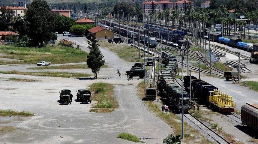 Hatay&rsquo;da Afrin Konvoyu Hareketliliği