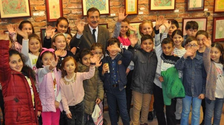 &Ccedil;ocuklardan Duygulandıran Destek