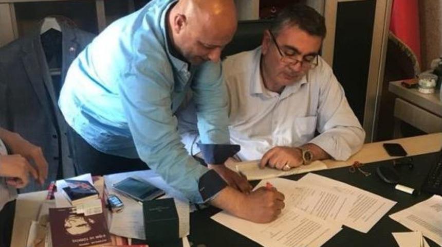 Mhp İl&ccedil;e Başkanı Milletvekili Aday Adaylığını A&ccedil;ıkladı