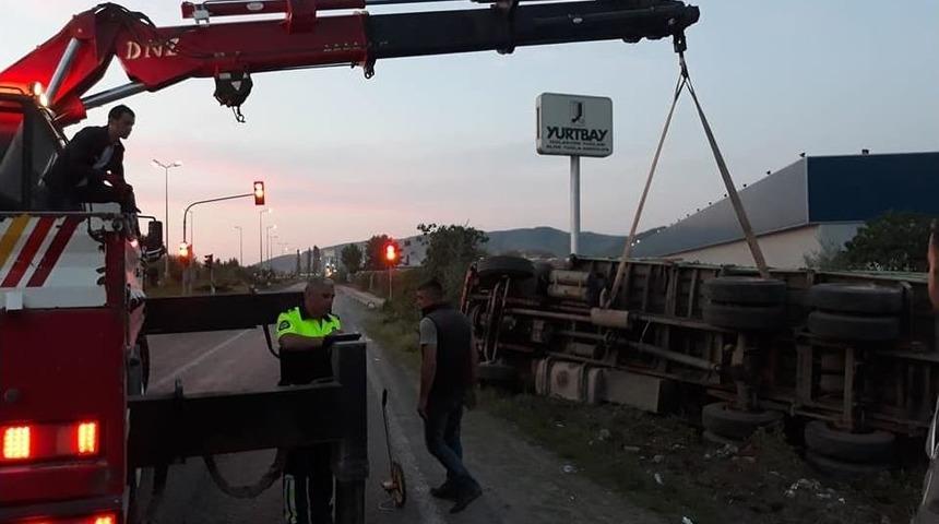 Kamyonunu Olay Yerinde Bırakarak Kaçtı