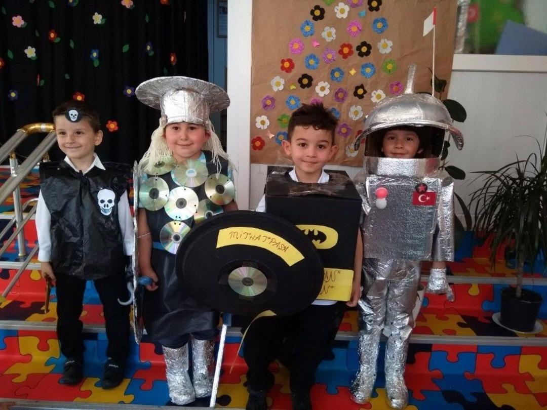 (&ouml;zel Haber) Geri D&ouml;n&uuml;ş&uuml;me Atmayıp Kıyafet Yaptılar