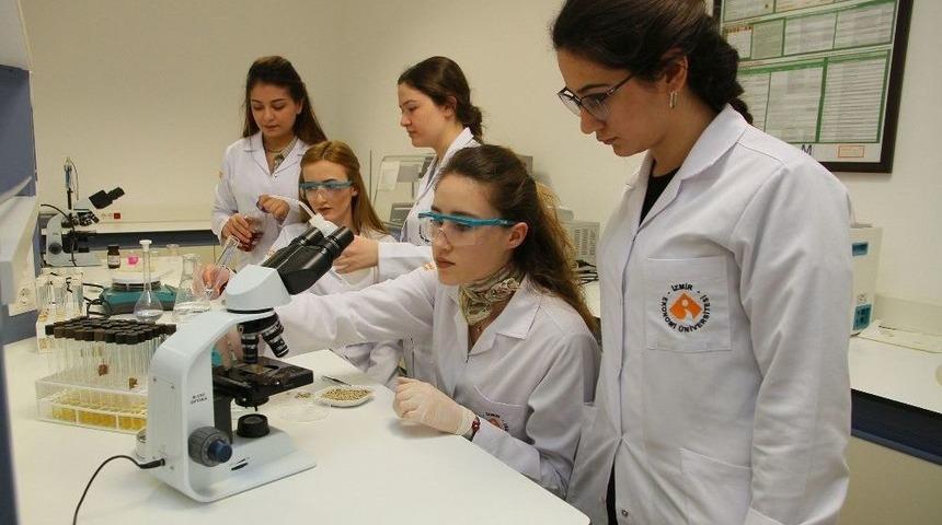 İzmir Ekonomi&rsquo;ye T&uuml;bitak&rsquo;tan 2. Destek