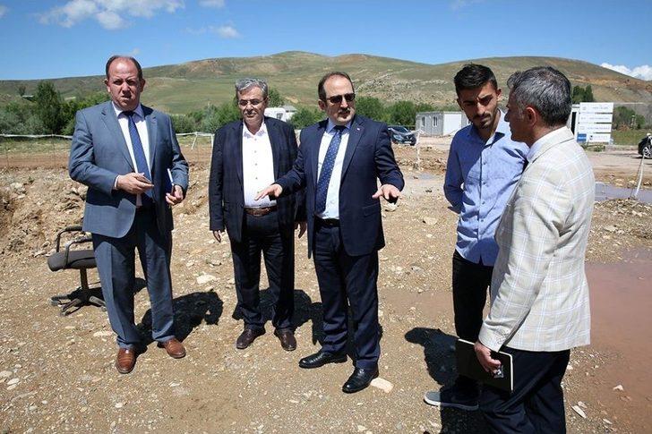 Vali Pehlivan Kültür Han İnşaatında İncelemelerde Bulundu G1