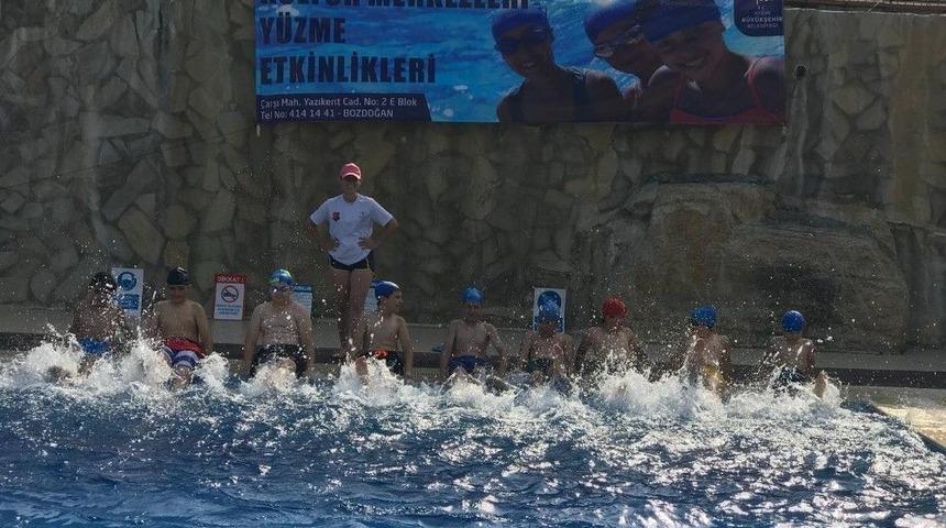 Büyükşehrin Yüzme Kursları Devam Ediyor