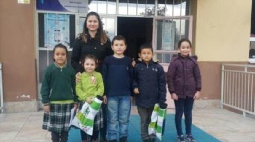 En Fazla Atık Pil Toplayan Sınıflar &Ouml;d&uuml;llendirildi