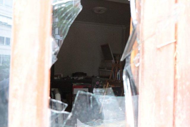 (&ouml;zel Haber) Sanat At&ouml;lyesine Giren 2 Hırsız Kıskıvrak Yakalandı 1