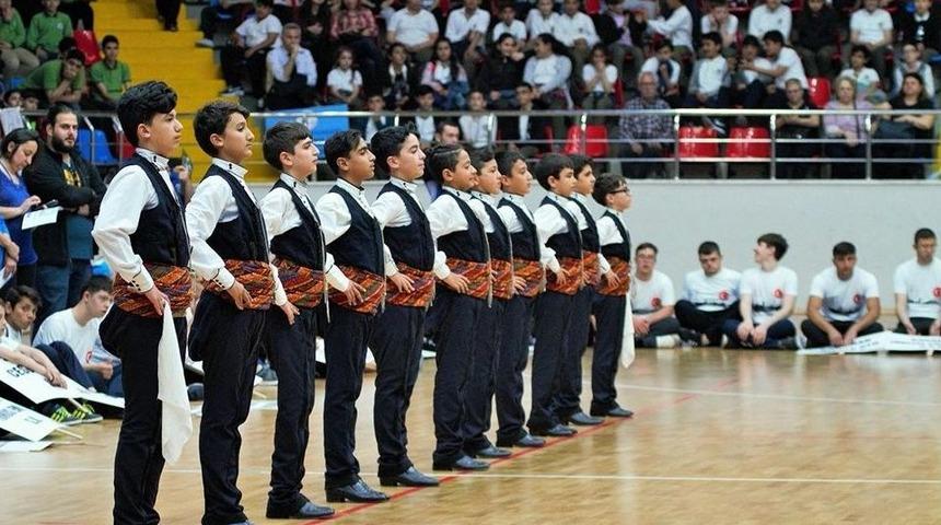 K&uuml;&ccedil;&uuml;k Y&uuml;rekli Bar&rsquo;dan Adamlardan Erzurum Haykırışı