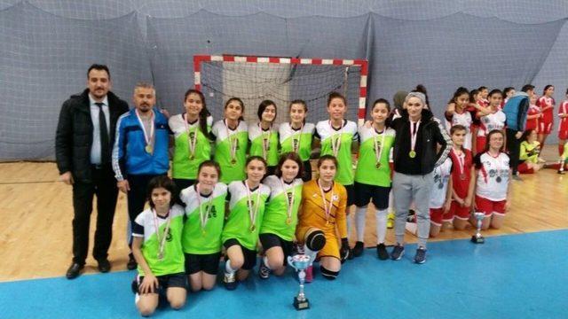 Sahası Olmayan Okul Futsal Şampiyonu Oldu