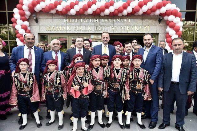 Mamak Halk Eğitim Merkezi Ve Akşam Sanat Okulu Yıl Sonu Sergisi