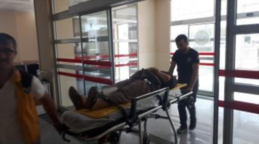 Y&uuml;ksekten D&uuml;şen Kadın Yaralandı