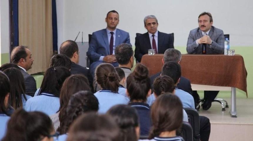 Başkan Taşkın, Öğrencilerle Bir Araya Geldi