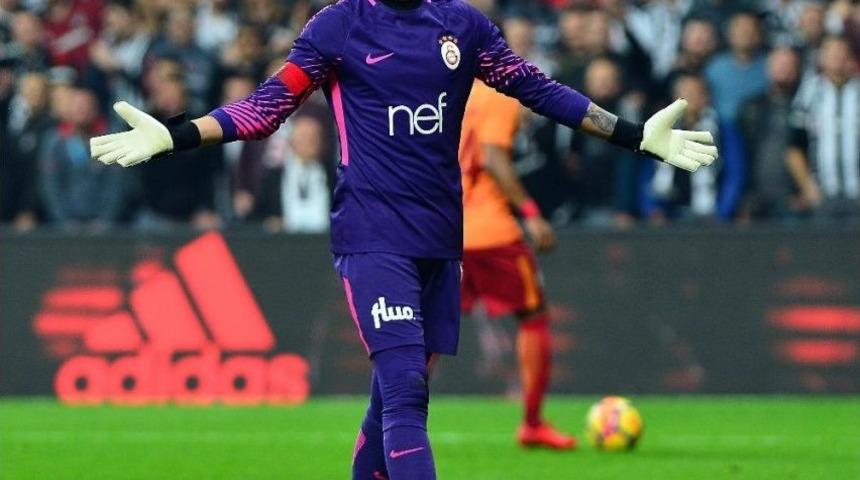 Derbide G&ouml;zler Muslera Ve Fabri&rsquo;de Olacak
