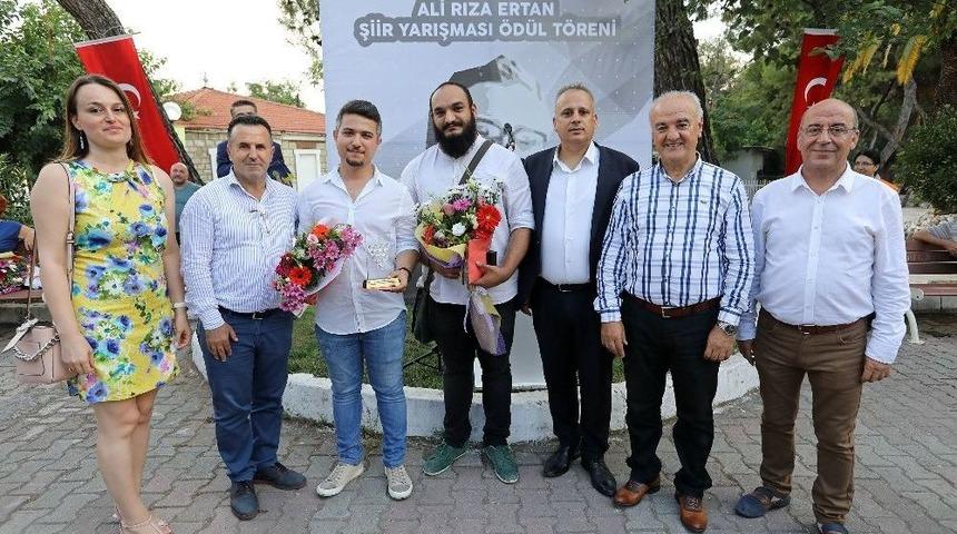 22. Ali Rıza Ertan Şiir Yarışması &Ouml;d&uuml;lleri Sahiplerini Buldu