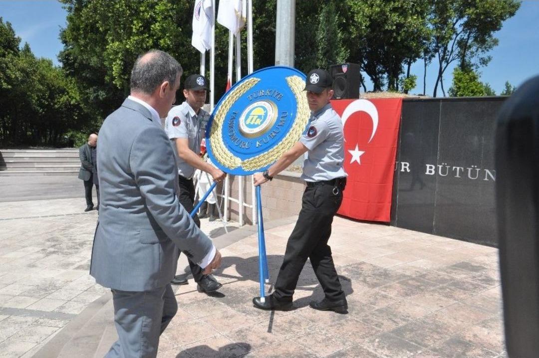 Uzun Mehmet&rsquo;in K&ouml;m&uuml;r&uuml; Buluşunun 189. Yılında T&ouml;renle Anıldı