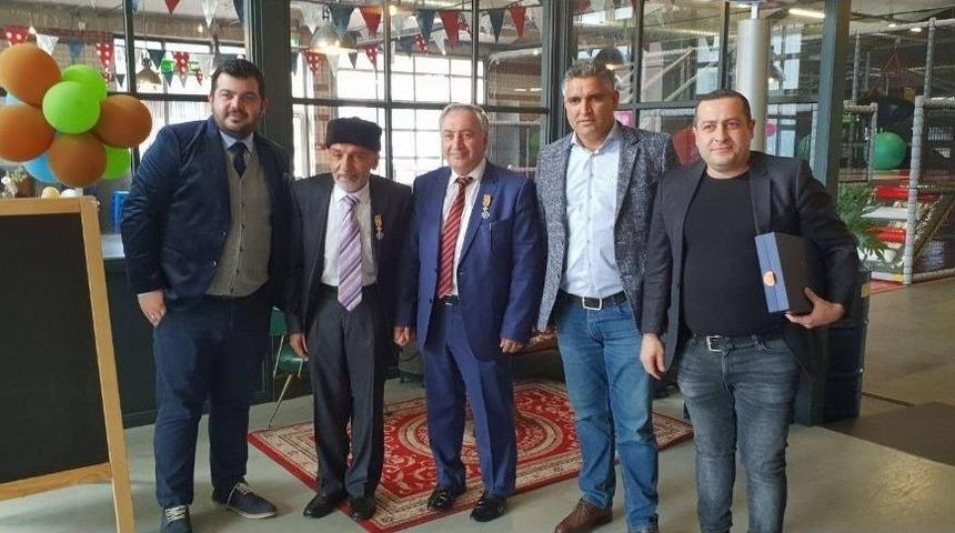 Ozan &Ccedil;elebi&rsquo;ye Hollanda&rsquo;da Kraliyet &Ouml;d&uuml;l&uuml; Verildi