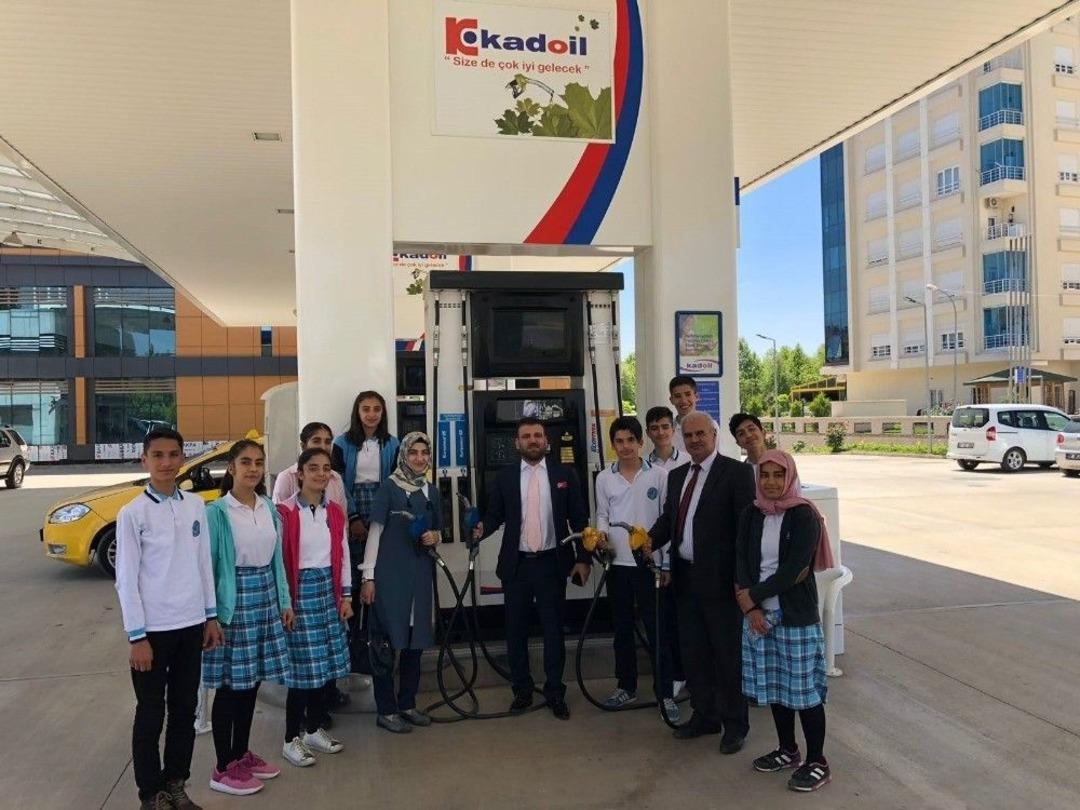 Kadooğlu Holding, &Ouml;ğrencileri Ağırladı