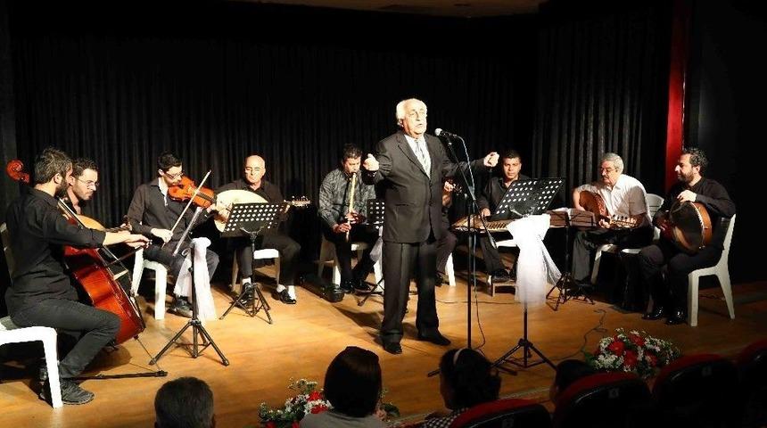 Bayraklı Belediyesi Koroları Mest Etti