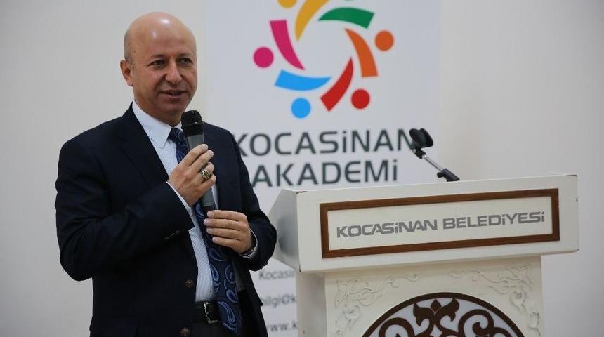 Kocasinan Akademi Kursiyerleri Kuran-ı Kerim &Ouml;ğrendi