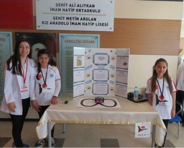 Tekirdağ’da Öğrencilerden Bilim Fuarı