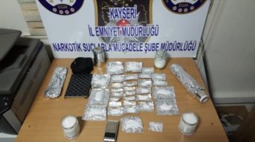 Uyuşturucular Saksıdan &Ccedil;ıktı