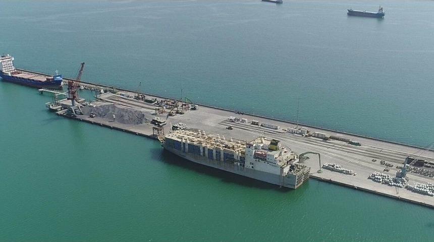 Brezilyalı İneklerin Kokusu Şehri Sardı