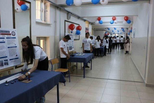 Pazarlar Anadolu Lisesi’nde Tübitak Bilim Fuarı