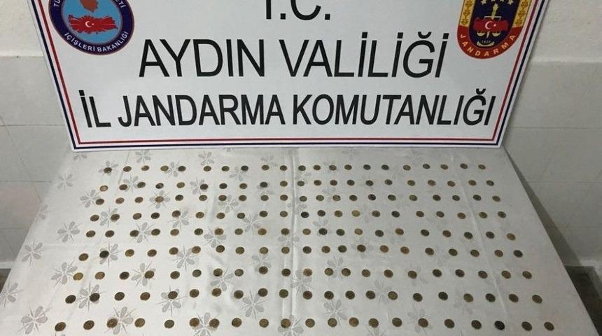 Sahte Altın Sikkeli Dolandırıcılar Jandarmaya Takıldı