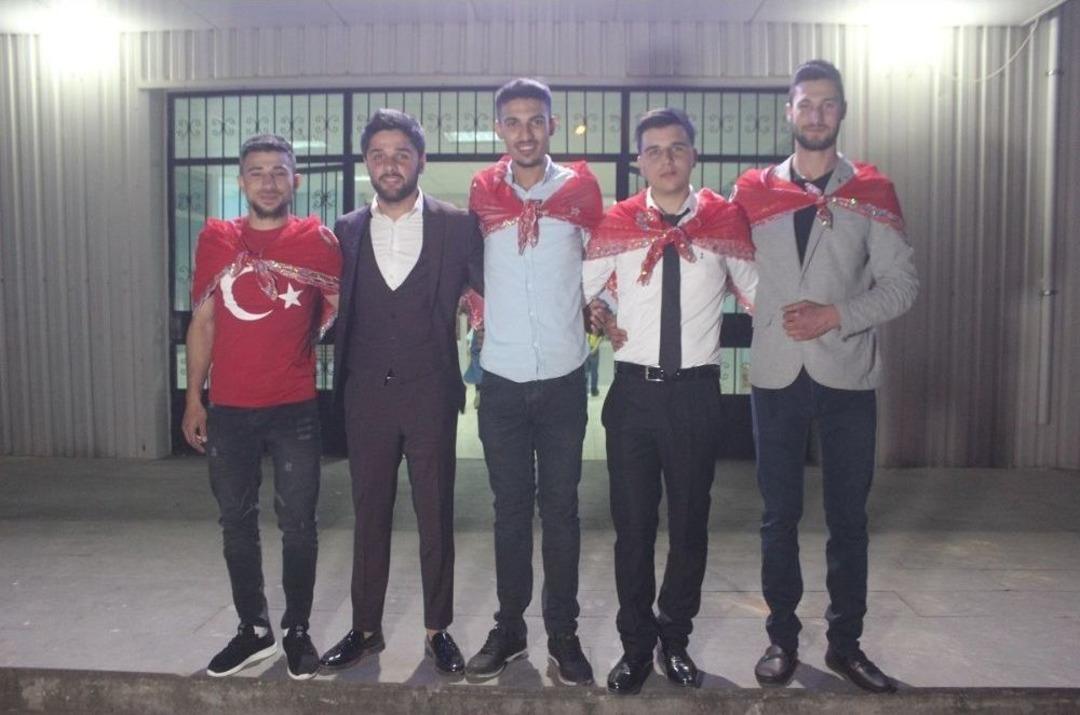 Yavuzeli&rsquo;nde Askere Gidenlere Kına Gecesi