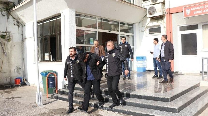 Bar İşletmecileri Silahla &Ccedil;atıştı, M&uuml;şteri Hayatını Kaybetti