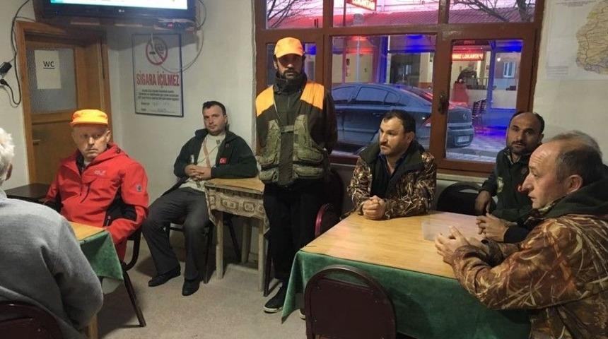 Kaybolan Köpeklerini Günlerdir Arıyor