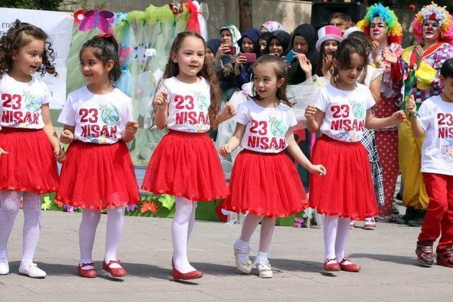 Yozgat’ta Çocuk Şenliği Düzenlendi