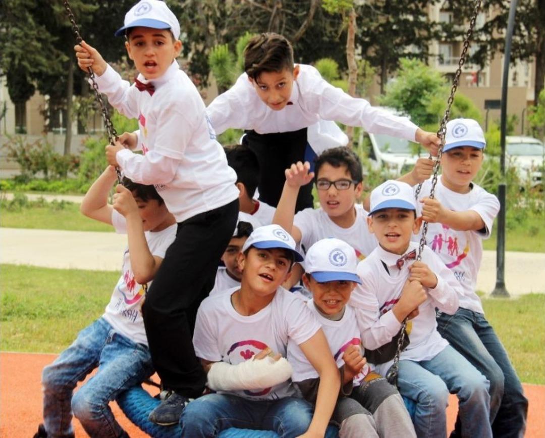 Suriyeli Minikler 23 Nisan&rsquo;ı T&uuml;rk Arkadaşlarıyla Kutladı