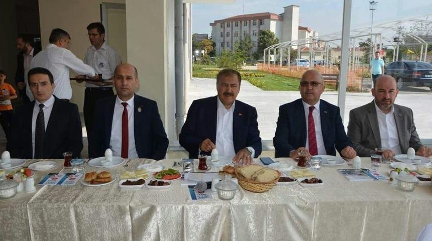 Bakan Eroğlu: &ldquo;3 Ayda Yağacak Yağış 24 Saatte Ani Olarak D&uuml;şt&uuml;&rdquo;