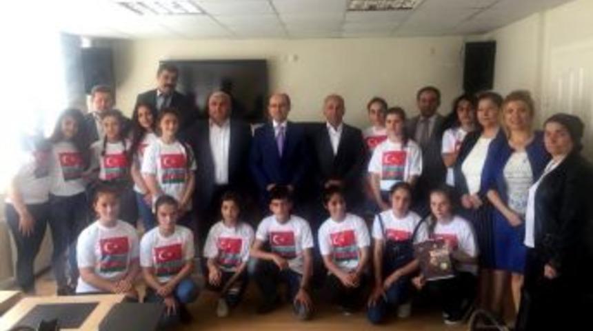 Azerbaycanlı &Ccedil;ocuklar S&ouml;ke&rsquo;nin Konuğu Oldu