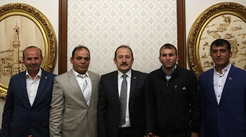 Şadder Y&ouml;netim Kurulu &Uuml;yeleri Vali Pehlivan&rsquo;ı Ziyaret Etti