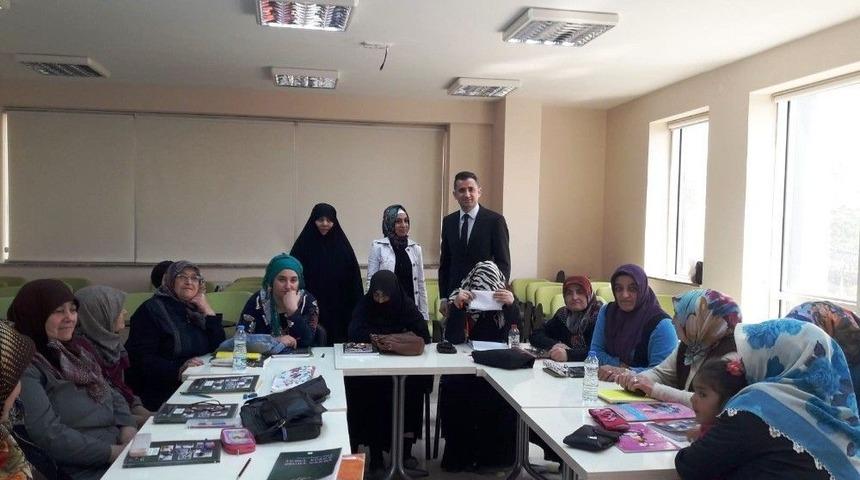 İzmit&rsquo;te Okuma Yazma Seferberliği