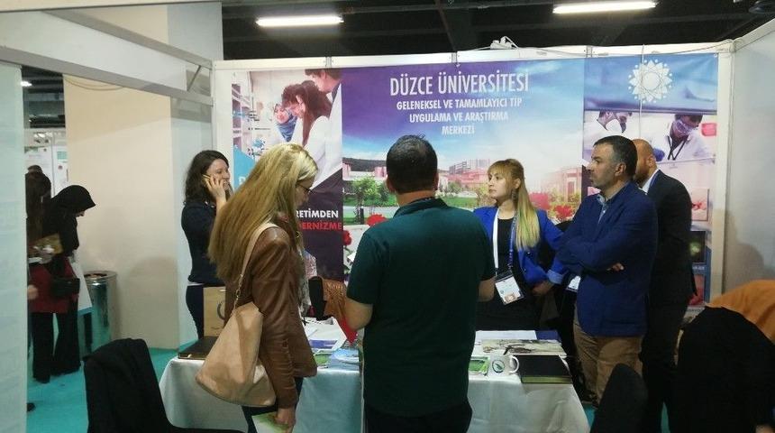 D&uuml;zce &Uuml;niversitesi Tıp Kongresi&rsquo;nde