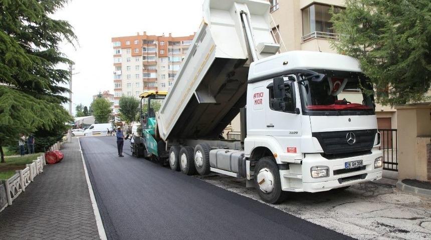 Odunpazarı&rsquo;nda Asfalt Ve Tretuvar &Ccedil;alışması
