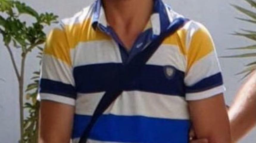 Antalya&rsquo;da Aranan 3 Kişiyi Yakaladı