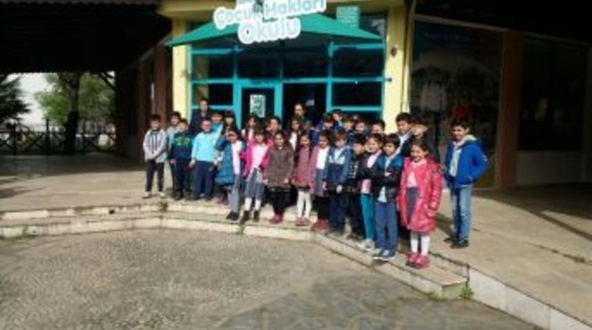 &Ouml;ğrencilere Bilin&ccedil;li T&uuml;ketici Eğitimleri Veriliyor